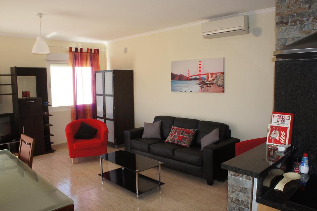 Sunny Apartment Al-Sakia, Quarteira, Vilamoura Extérieur photo