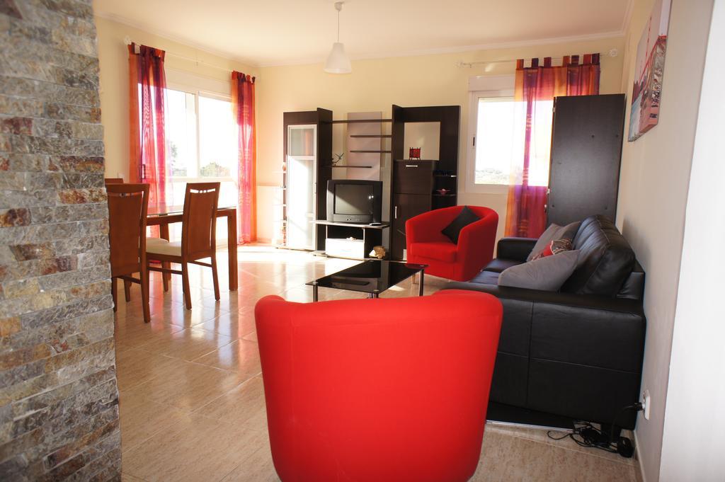 Sunny Apartment Al-Sakia, Quarteira, Vilamoura Extérieur photo