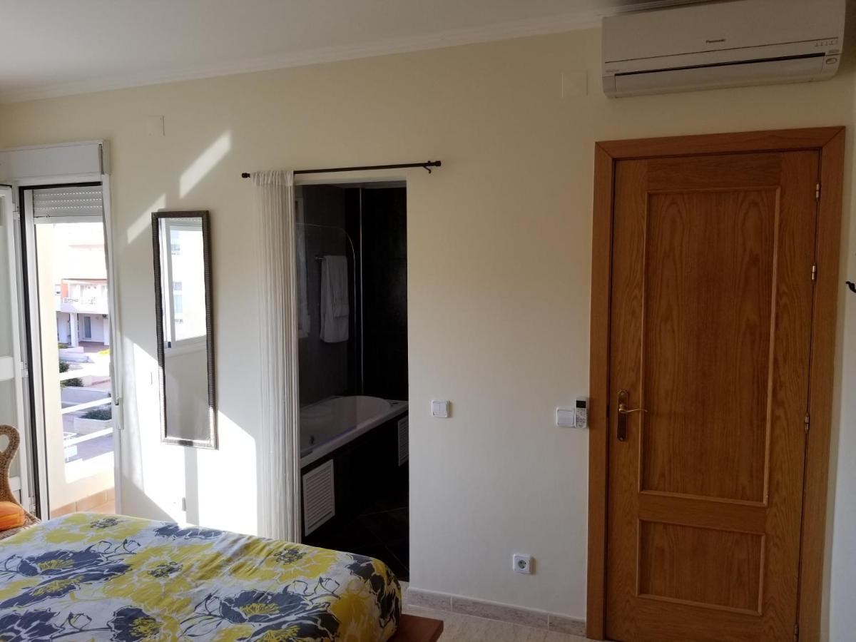 Sunny Apartment Al-Sakia, Quarteira, Vilamoura Extérieur photo